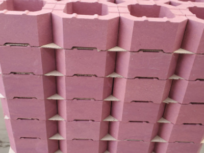 耐火材料 铬刚玉砖耐火材料厂家直供 玻璃窑用铬刚玉砖定制图2