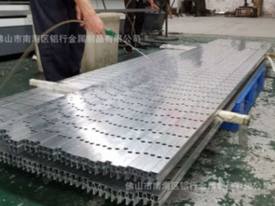 佛山铝型材加工厂CNC钻孔加工欧美电动百叶窗铝合金框架型材图2