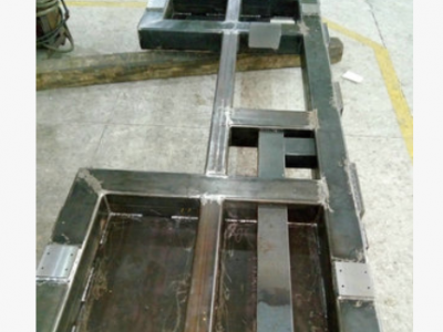 专业供应大型机械焊接机架加工 大型设备外壳焊接加工图2