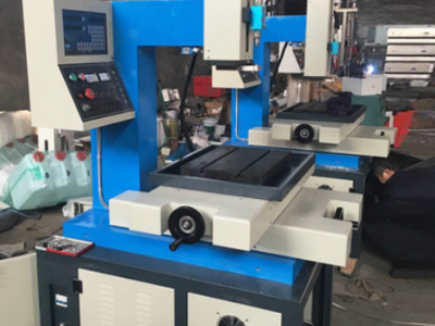 电火花机床穿孔机设备 厂家直销加工定制 电火花精密高速穿孔机图3