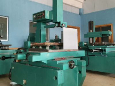 翻新二手大修线切割机床图2