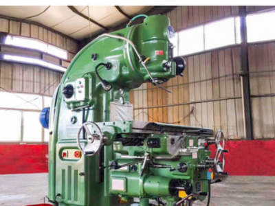 供应X5032立式铣床 自动进刀X52K万能铣床 小型多功能升降台铣床图2