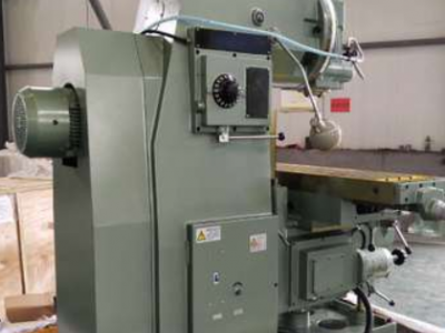 厂家生产X5042铣床，立式升降台铣床X5042图3