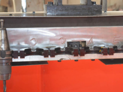 国产凯恩帝龙门数控钻床 平面高速钻加工管板法兰机床 数控钻床图2