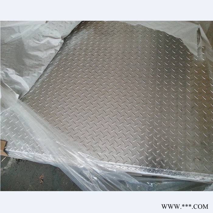 五条筋花纹铝板   五条筋防滑铝板生产厂家图4