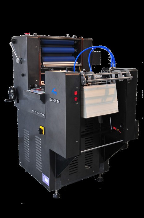 立人牌彩色胶印机LR-A4 铝板印刷机铝标牌印刷机PCV卡印刷机名片印刷机卡片胶印机图2