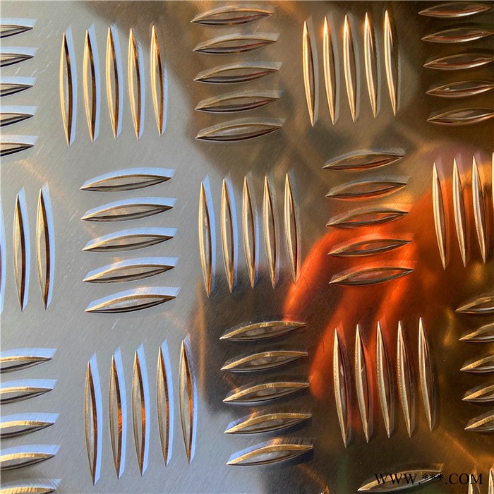 花纹铝板 上海弘拂 现货供应 5052花纹铝板 5754花纹铝板 1060花纹铝板 五条筋花纹铝板图8