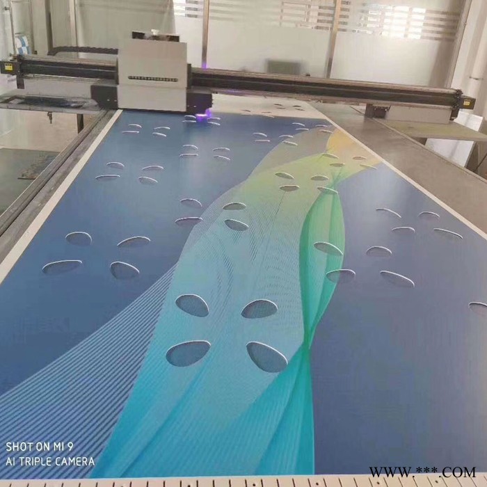 粤艺佰云南景区彩绘铝板定制，寺庙装饰防火彩绘铝单板，吊顶UV喷绘铝板不掉漆效果好图2