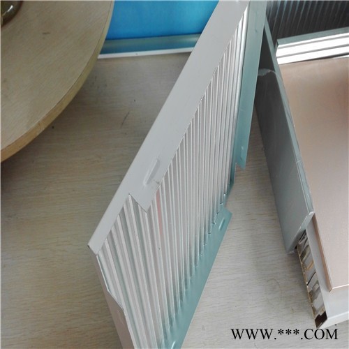 瓦楞芯复合板、白色瓦楞板、木纹色瓦楞板【竣鼎装饰】图3