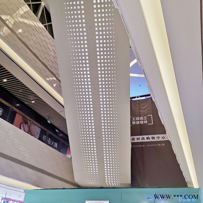 粤艺佰扶梯装饰穿孔铝板,商场自动扶梯造型穿孔铝单板,白色穿孔透光扶梯铝板**免费设计图4