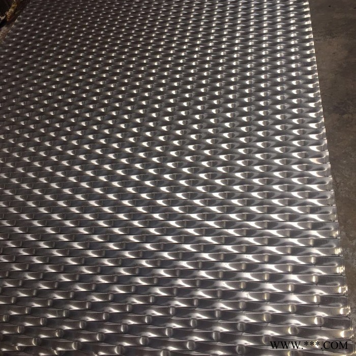 亿岑    厂家供应   铝板装饰菱形网   幕墙装饰铝板隔音网   菱形孔装饰网图4
