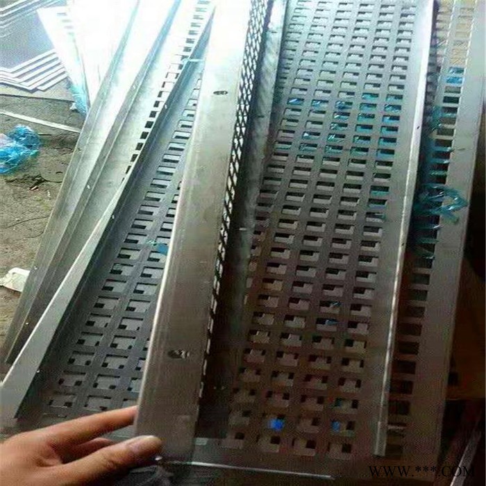 不锈钢板冲孔网 铝板冲孔网 铝板网冲孔网 富俊丝网款式多样图6