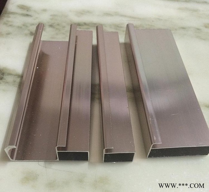 广东专业低价出售晶刚门铝合金材 **晶刚门铝型材图2