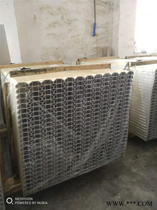良犀铝业供应**斜角单玻高隔铝型材专业制作铝型材厂家铝型材定制 U型铝条定制 欢迎来电咨询图5