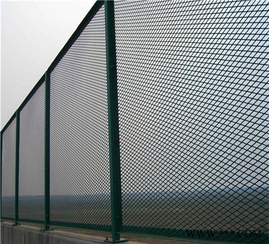 甘肃陇南商务中心网格式幕墙铝板装修材料找广东德普龙单板厂。图2