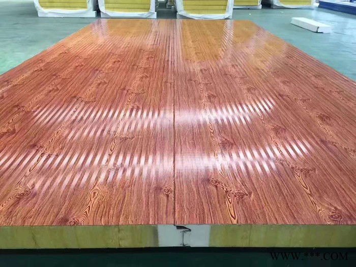 上海耐腐蚀铝板夹芯板 转角板生产屋面图4