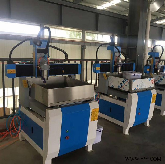 数控金属铝板铝型材雕刻机图3