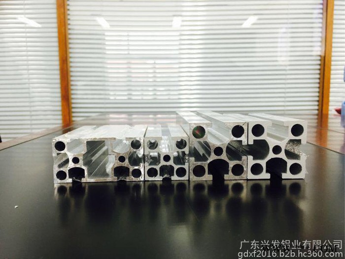 兴发铝业供应**挤压工业铝型材流水线铝材组件图2