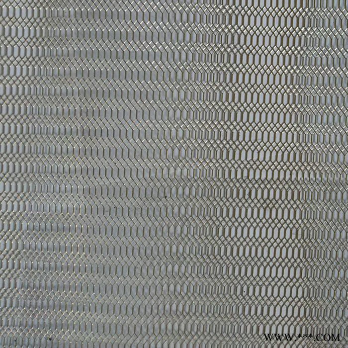 波浪铝板网    画质钢板网    爬架钢板网图4
