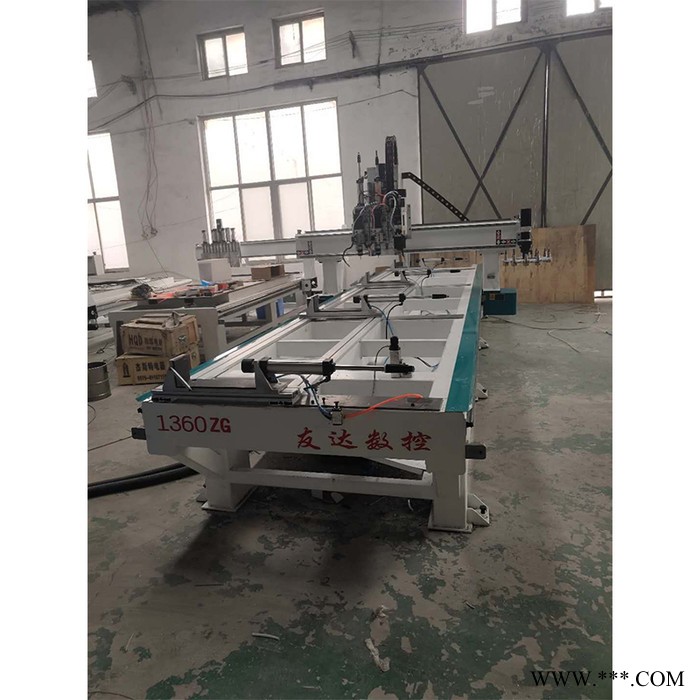 **铝型材加工中心 全自动打孔开槽攻丝一体加工中心图4