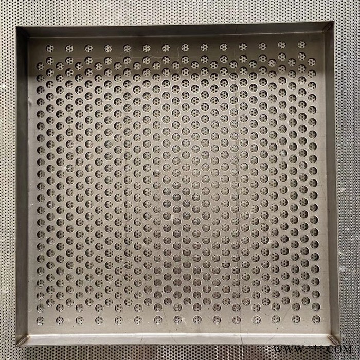 铝板圆孔网 镀锌冲孔网 过滤圆孔网 吸音板 亭松冲孔筛板厂价 支持定做图4