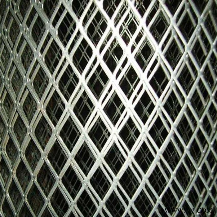 波浪铝板网    不锈钢板网    钢板网墙图6