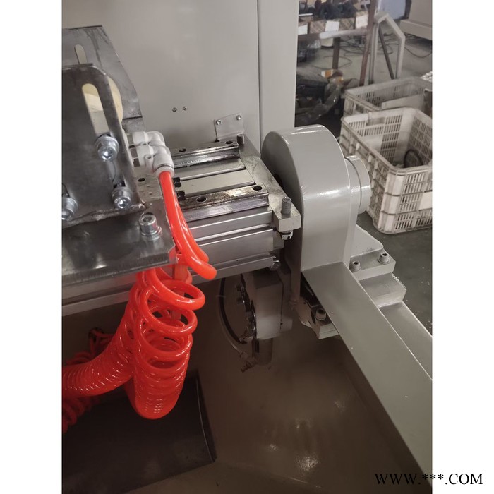 金诚恒信SKX-CNC-800 铝型材数控钻铣中心 铝合金门窗设备 高速高精机床 CNC加工图2
