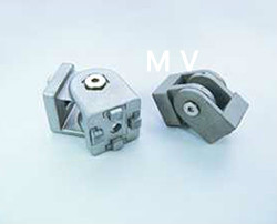 沃萱 斜角连接件 弹性扣件 活动铰链 间隔连接块 工业铝型材 铝合金型材 铝型材 非标件型材 铝型材定制 平机螺栓图4