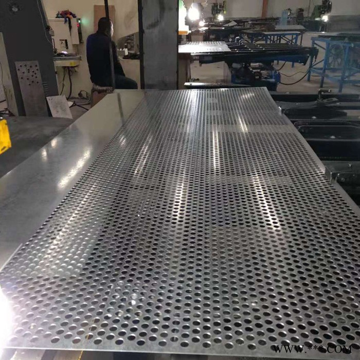 庄合     圆孔卷板冲孔网  铝板冲孔网 不锈钢过滤筛板 **嘴防滑板  不锈钢冲孔网图8