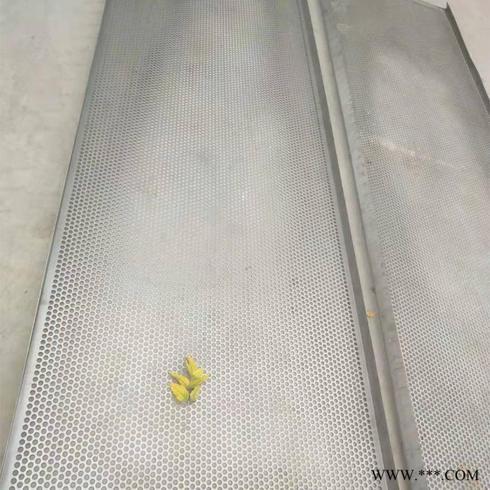 现货供应  微孔冲孔网 小孔冲孔网 铝板冲孔网 量大从优图2