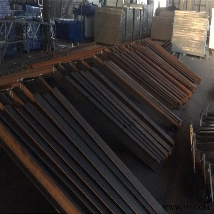 扩展**  高速公路隔音障板 道路交通隔屏 声屏障 高速公路隔音板 铝板隔音墙 声屏障批发