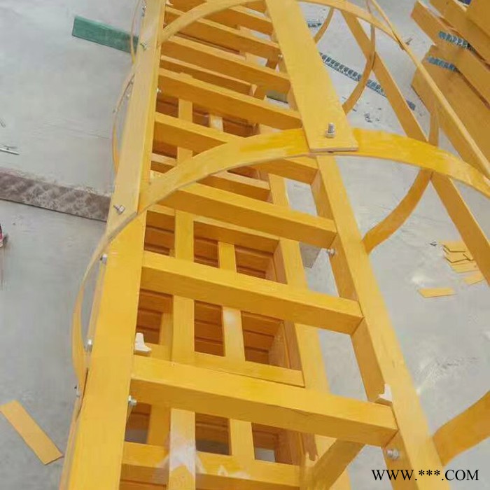 许昌玻璃钢工业爬梯 拉挤型材 玻璃钢平台爬梯 玻璃钢爬梯生产厂家图2