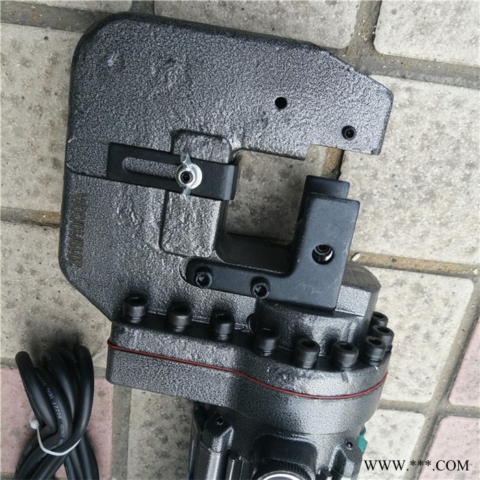 DCK20手提式电动液压冲孔机模具 电动槽钢冲孔器 液压铜铝板打孔机图8