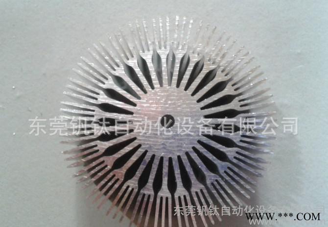 高品质散热器工业铝型材 小型散热器工业铝型材图2