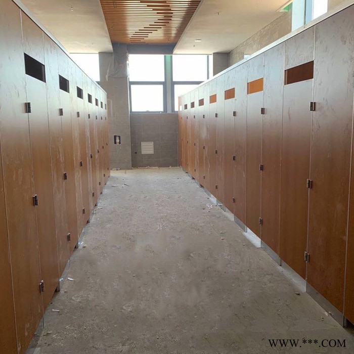 石嘴山小便挡板制作安装 来宾铝板卫生间隔断报价价格表图3