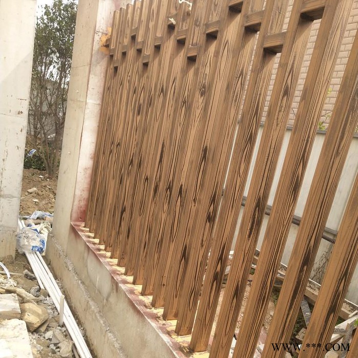 莫艺仿木纹漆施工金属木纹漆不锈钢廊架钢管凉亭圆柱铝板木纹漆全国施工木纹漆厂家图4