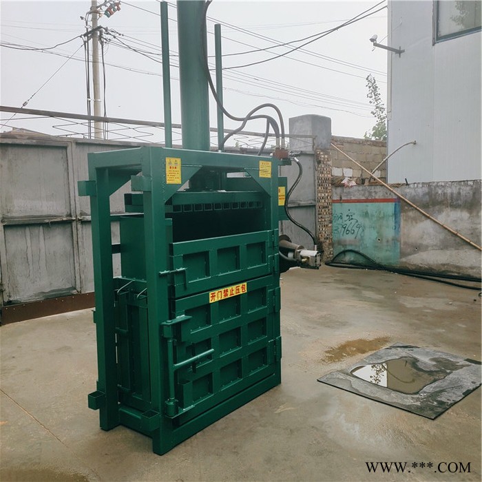 废旧生活垃圾压块机   200升油漆桶压扁机价格   铝型材边角料压块机视频图8
