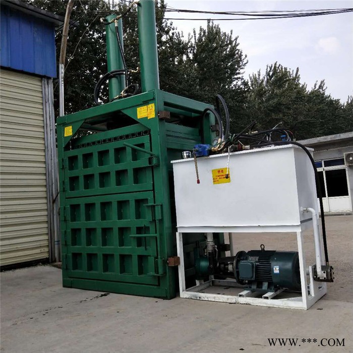 废旧生活垃圾压块机   200升油漆桶压扁机价格   铝型材边角料压块机视频图2