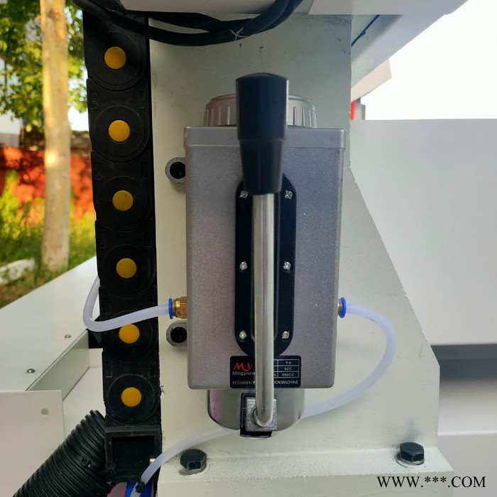 锐刻9060移动台面金属模具机 高精度工艺品 铜板 铝板亚克力雕刻机图3