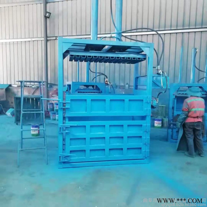 废纸箱打包机压块机 宇晨废铝板压块机 方捆压捆机图6