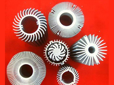 奥瑞迈深圳供应  铝型材  铝型材加工   铝型材料 塑料注塑模具  品质保证图4