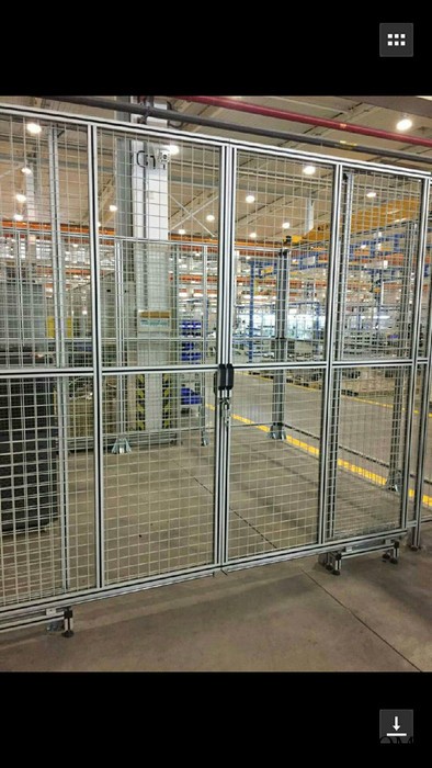 青岛厂家供应003 铝型材围网车间隔断结实耐用选科尔福图8