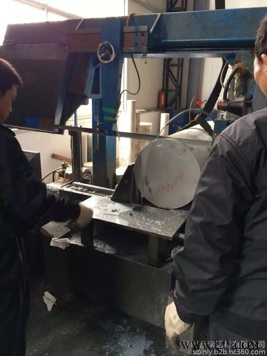 供应西南厂家进口6061阳极氧化加硬铝棒  耐磨铝棒  6061镜面铝板  西南5052氧化铝棒  西南6063铝板批发图2