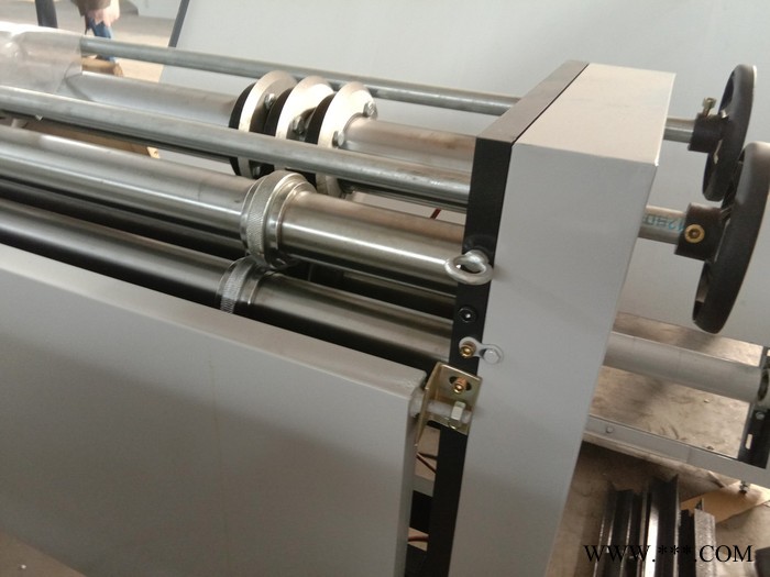 供应瓦楞纸板分纸机-2000纸箱分切机图4