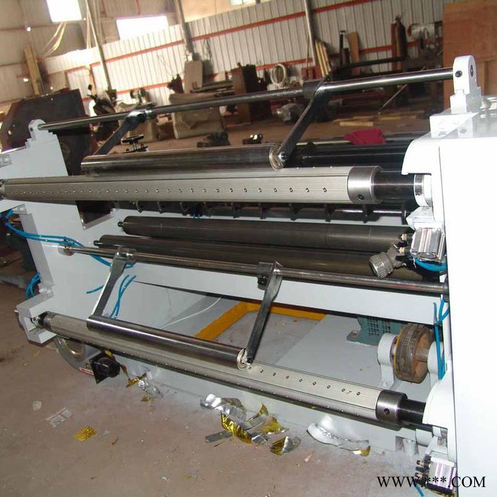 供应云邦1300塑料薄膜分切机 全自动立式分切机 经济型薄膜分切机图3