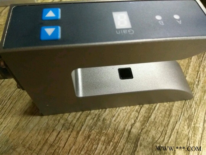 利斯塔LST-J100 分切机专用纠偏机 光电纠偏图2