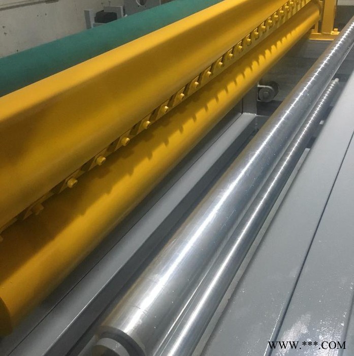 双驰咨询厂家 全自动无纺布点段分切复卷机   分切点段复卷机  气刀分切机图3