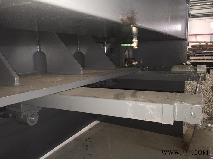 嘉兴直销  欣琳牌 HR数控剪板机   数控剪板机 液压数控剪板机图2