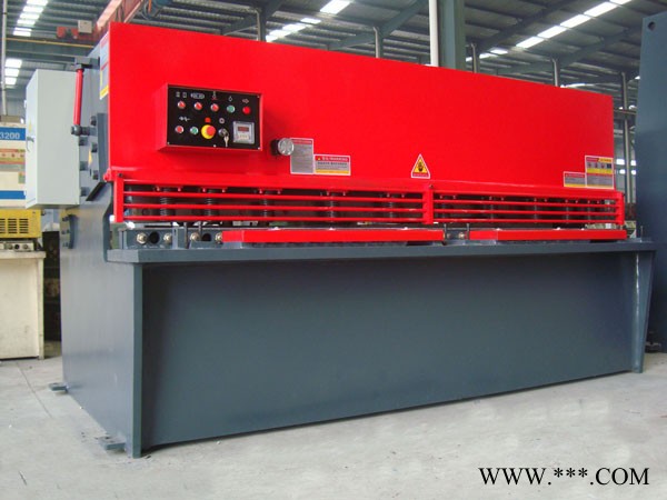 QC12Y-25*2500液压摆式剪板机 山东液压剪板机 剪板机现货图6