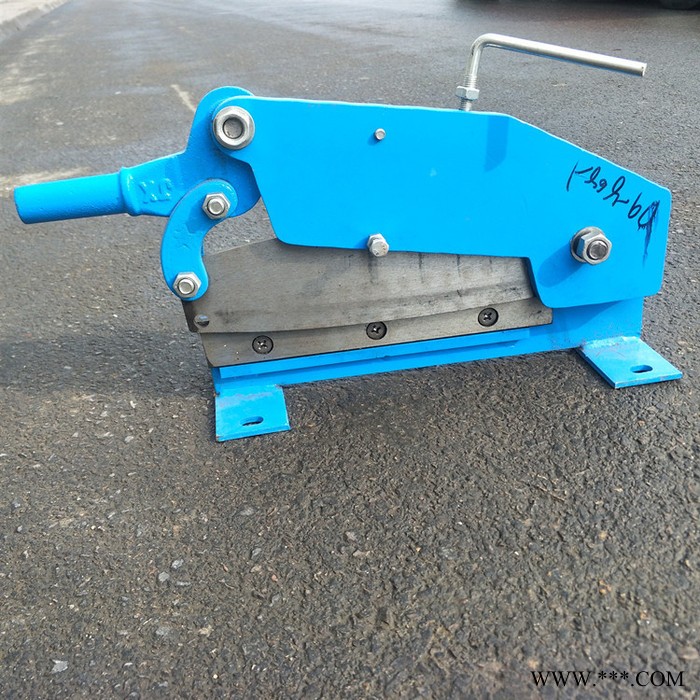 鑫宏上下两个刀片剪板机手提更方便刀片不卷不崩更耐用 铁板剪板机图6